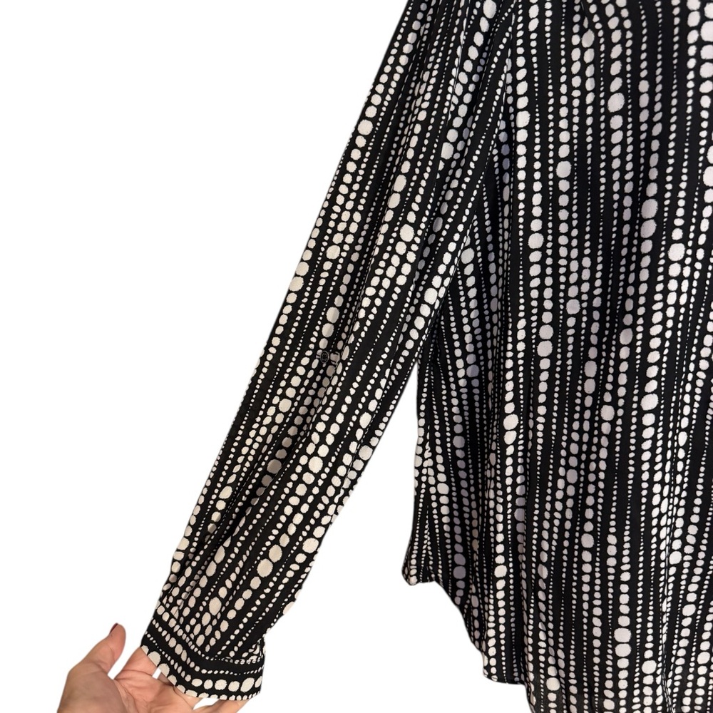 NWT  Zac & Rachel Black and White Blouse   XLARGE   #1 - Picture 4 of 11